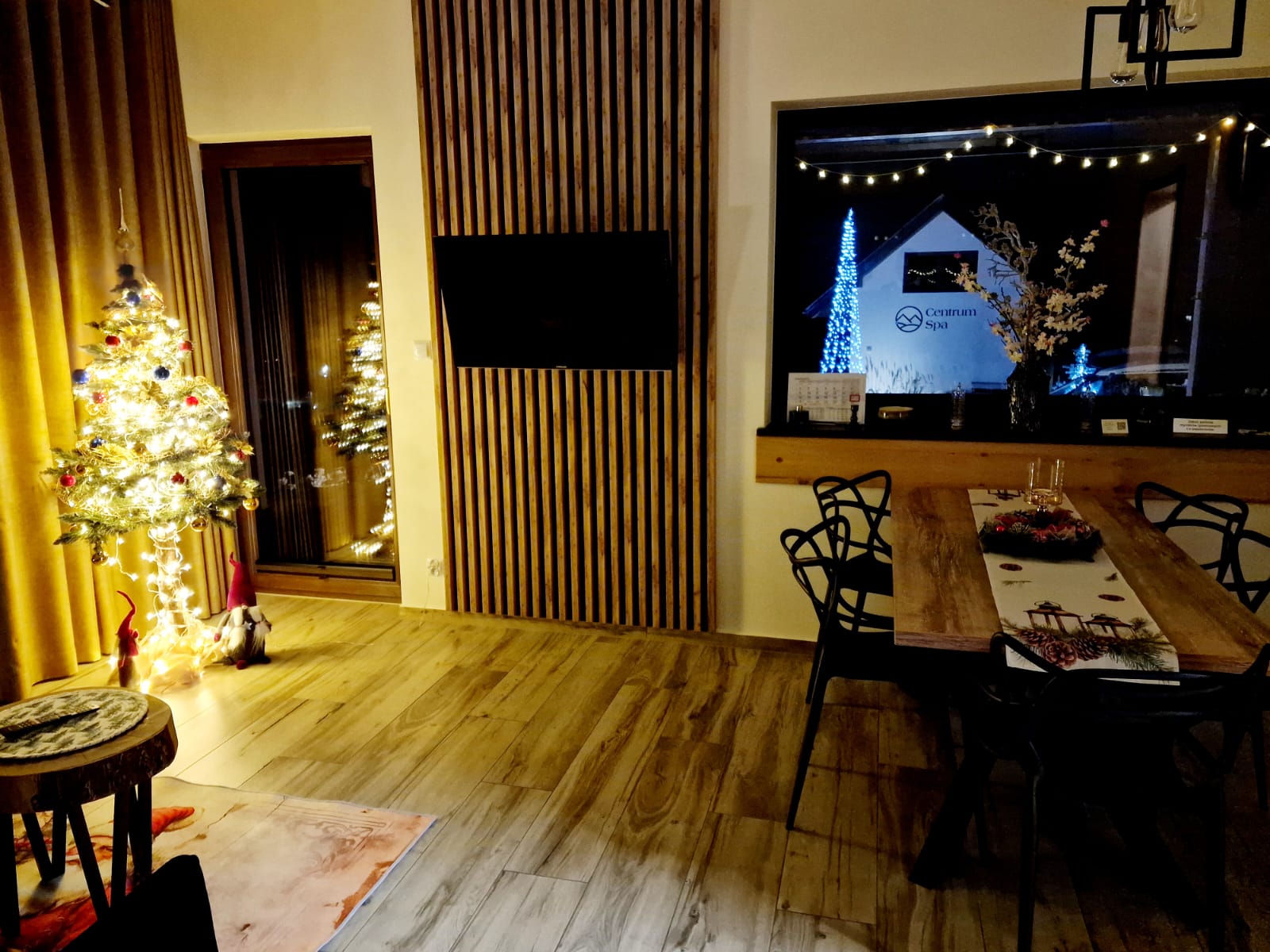 Boże Narodzenie w domkach z jacuzzi na Maciejowym Wzgórzu